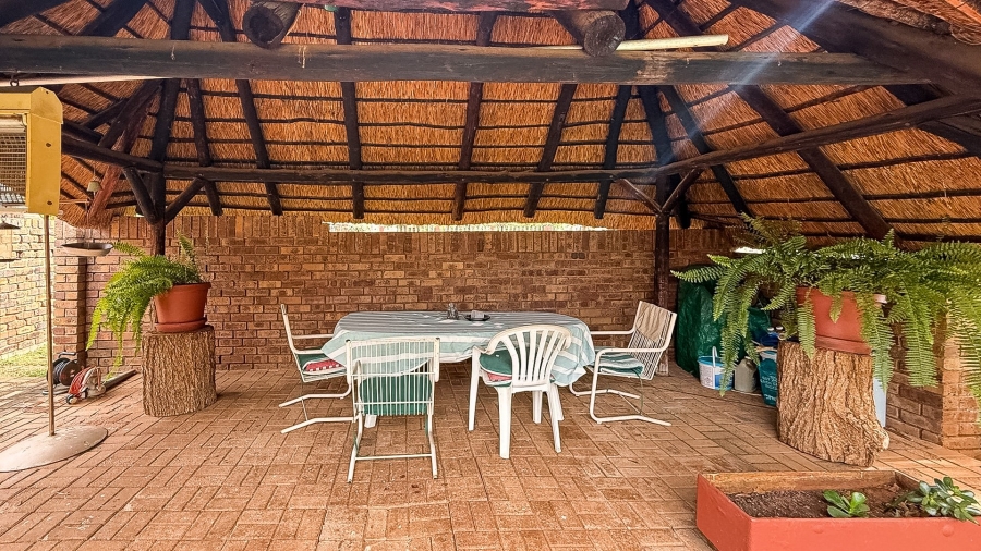 4 Bedroom Property for Sale in Stilfontein Ext 4 North West